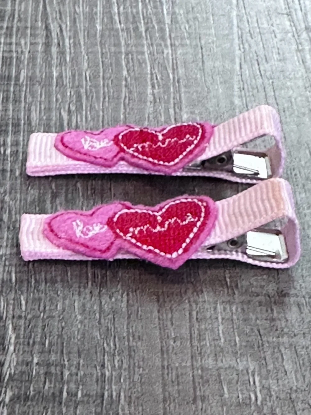 💞 Set of 2 Pink “Be Mine” Valentine Heart Hair Clips for Babies & Kids